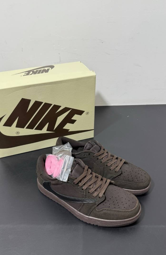 Air Jordan 1 Low X Travis Scott’s Velvet Brown