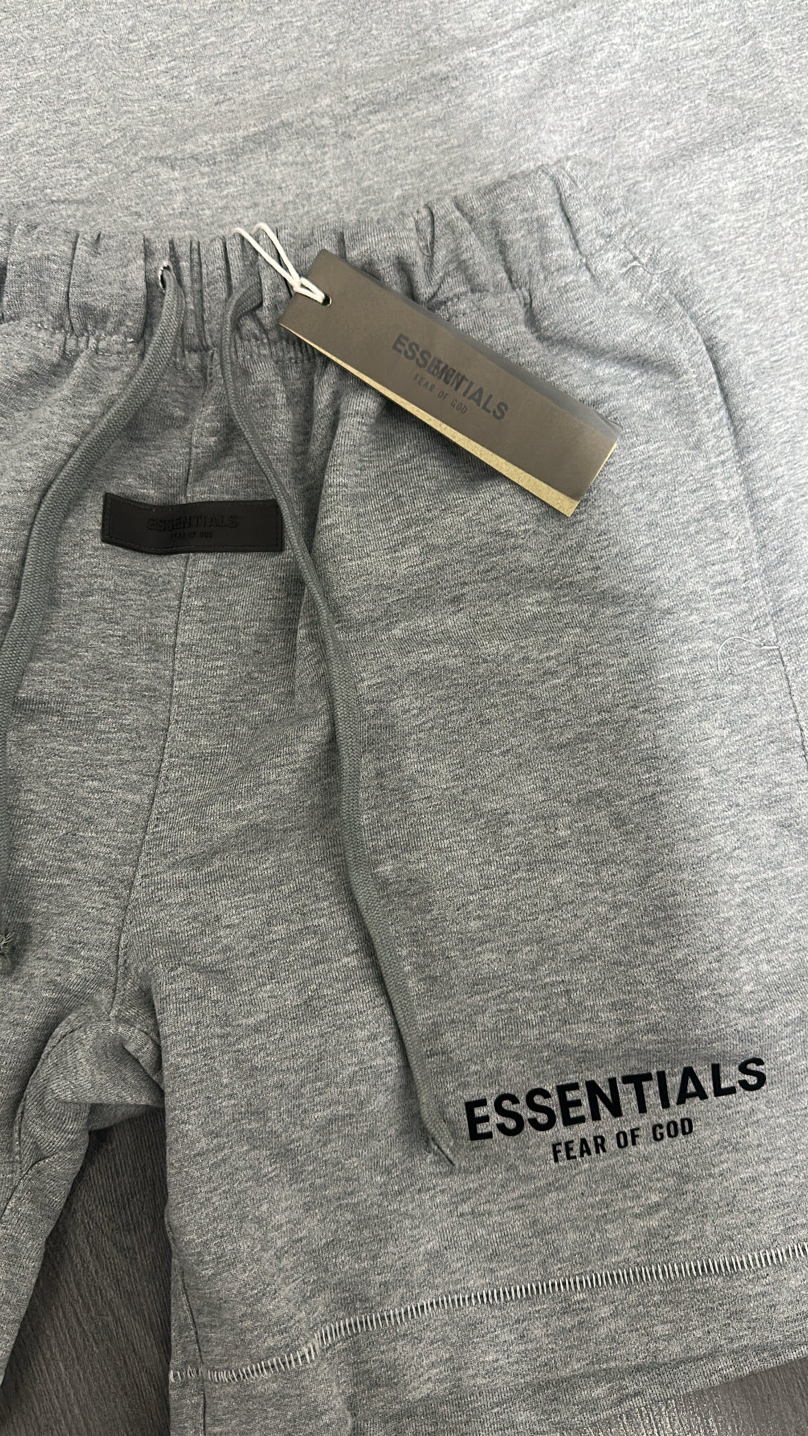 Essentials Short Set S22 “grey oatmeal”