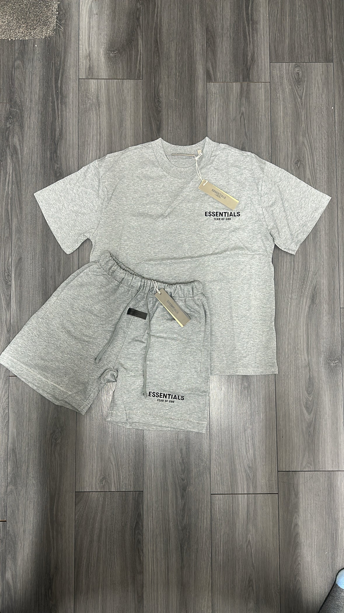 Essentials Short Set S22 “grey oatmeal”