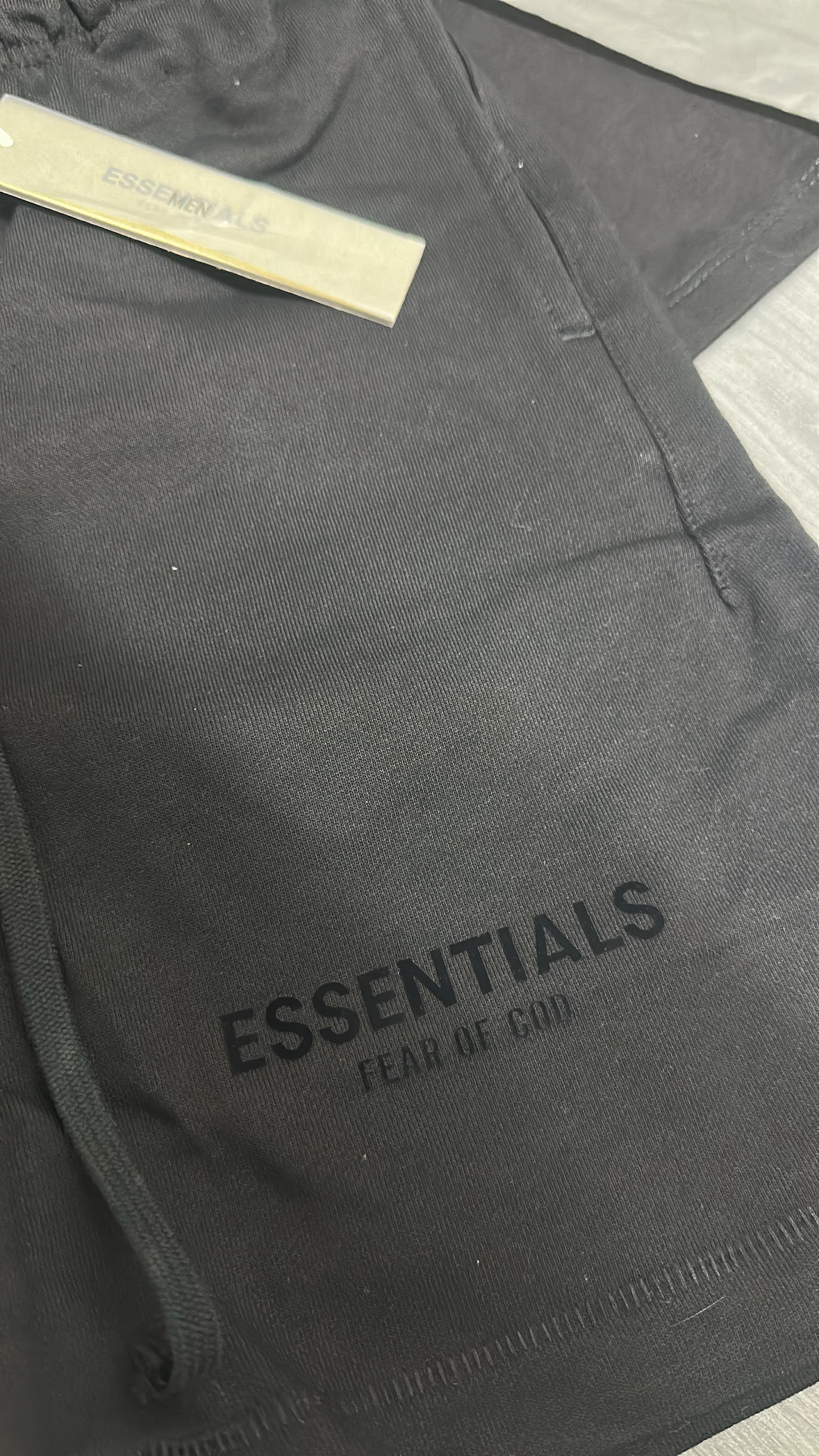Essentials Short Set S22 “Dark Limo”