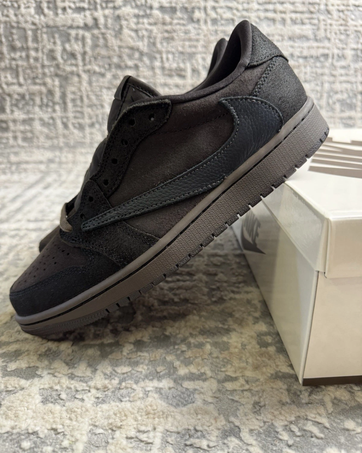 Travis Scott "Velvet Brown"- Nike Air Jordan 1 Retro Low OG SP