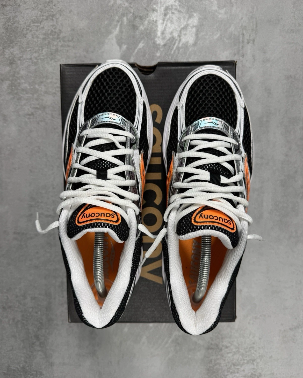 Saucony Omni ProGrid 9